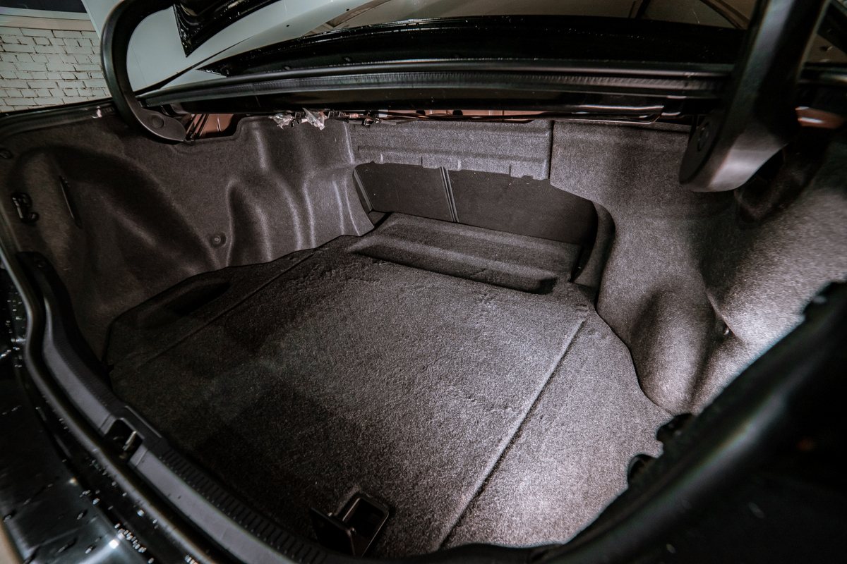 2016 Toyota Camry VII Рестайлинг, Черный - вид 6