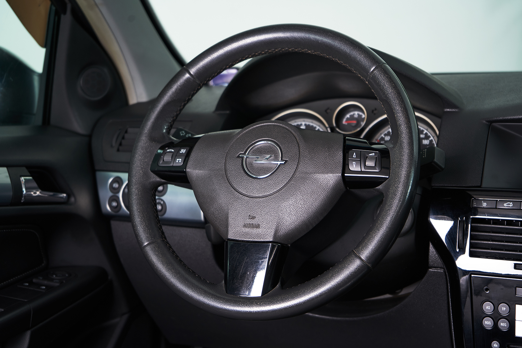 2008 Opel Astra  №5229798, Серебряный, 269000 рублей - вид 9