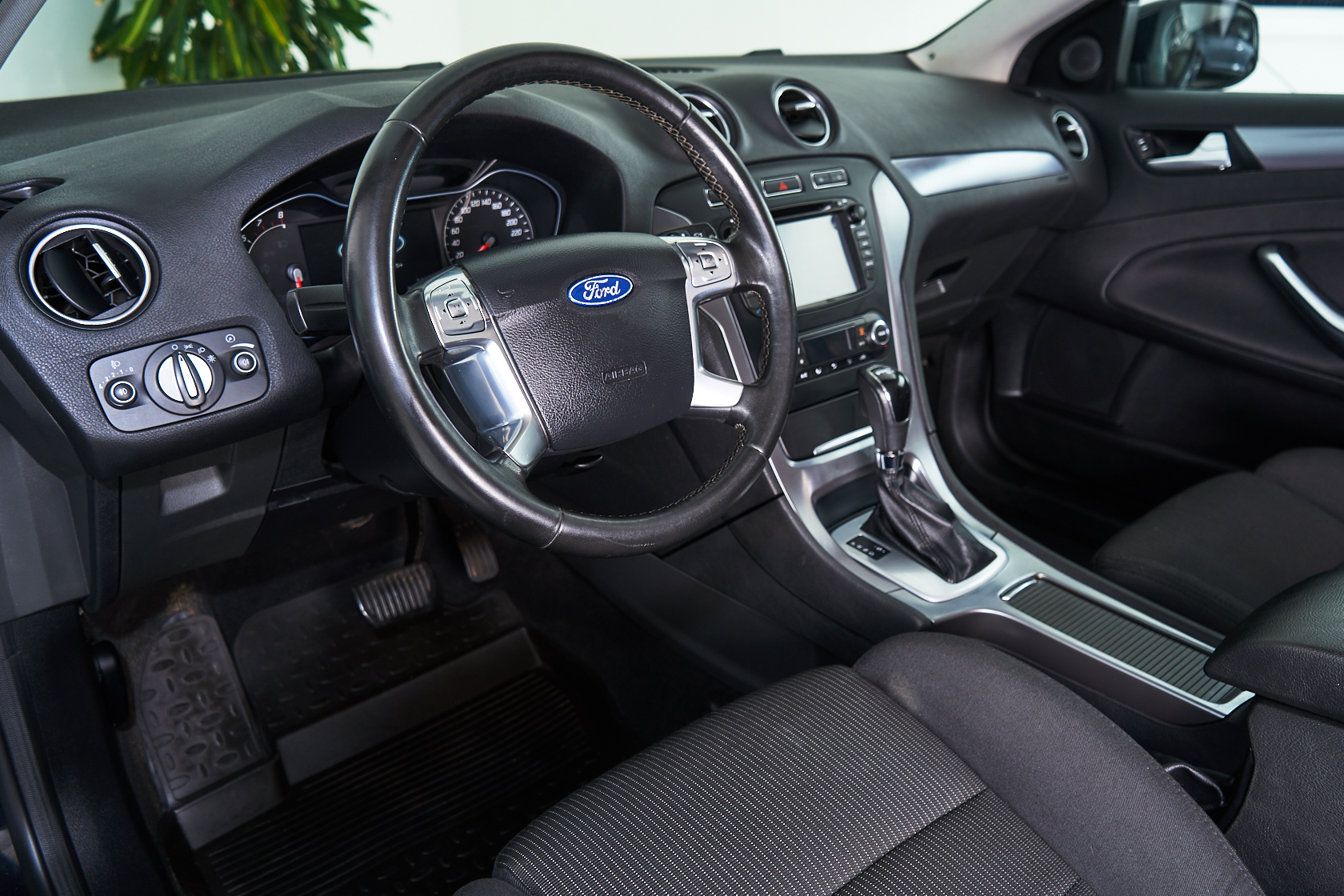 2012 Ford Mondeo IV Рестайлинг №5267857, Черный, 549000 рублей - вид 11