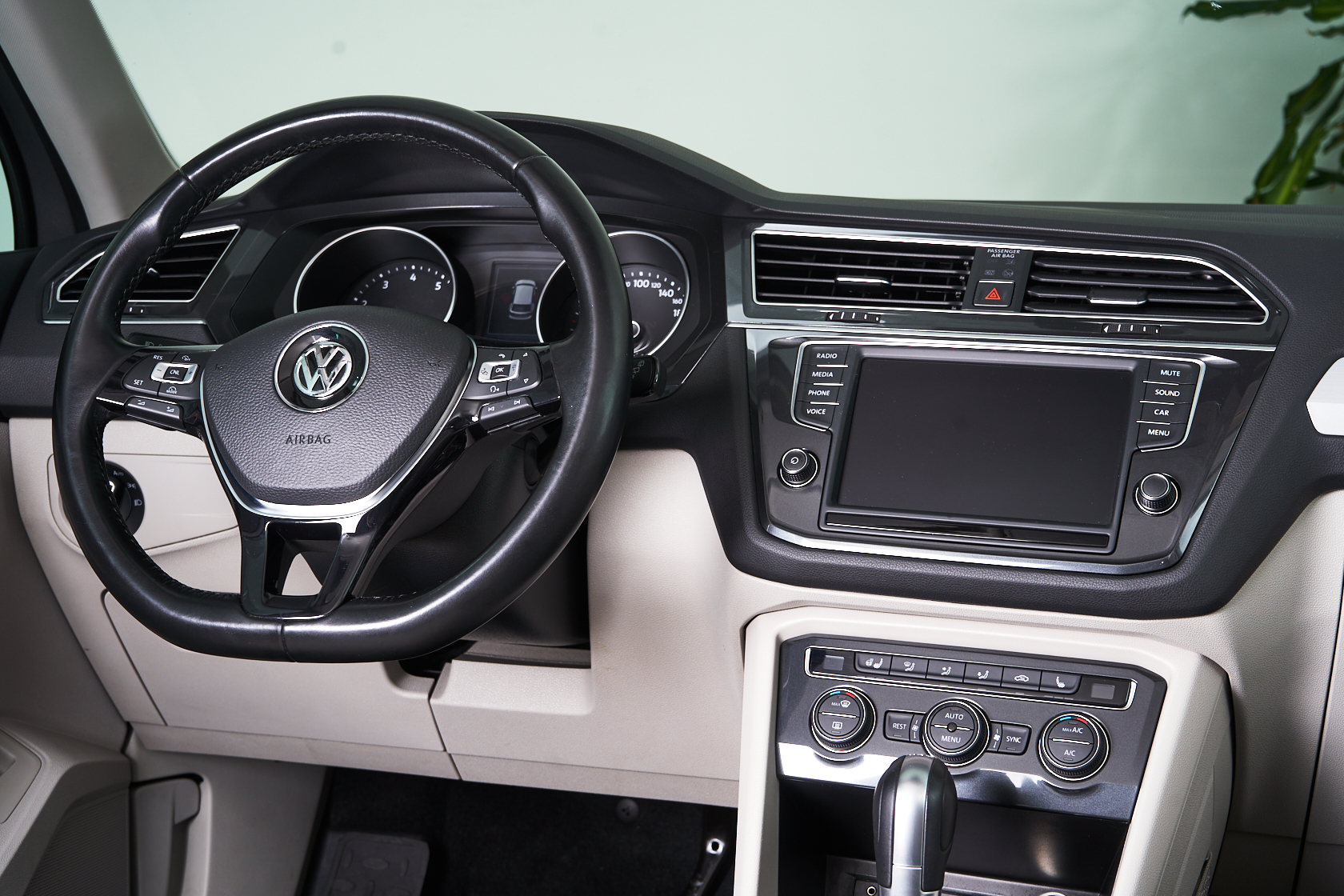 2017 Volkswagen Tiguan II №5341041, Серый, 1549000 рублей - вид 8