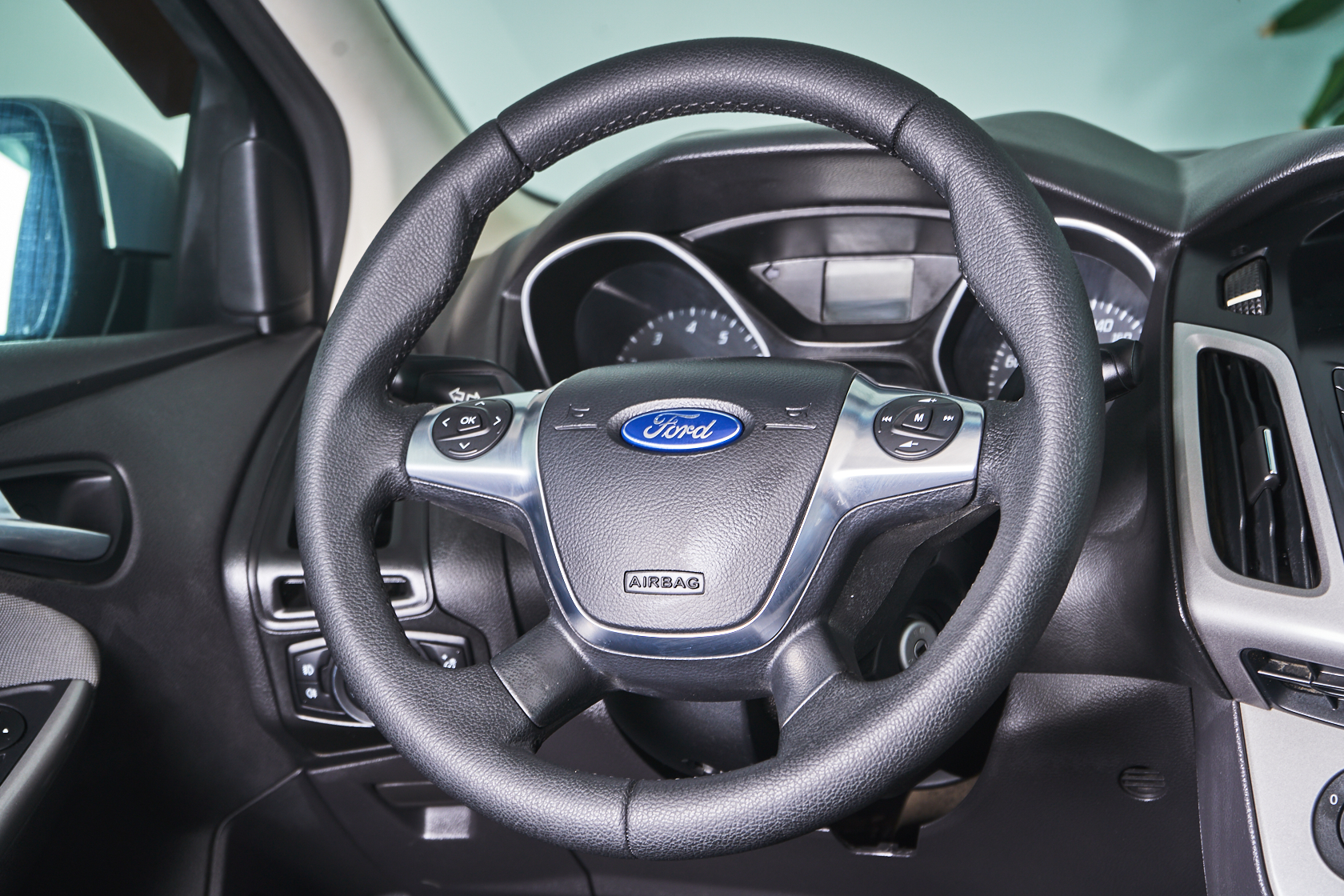 2012 Ford Focus III, Серый - вид 10