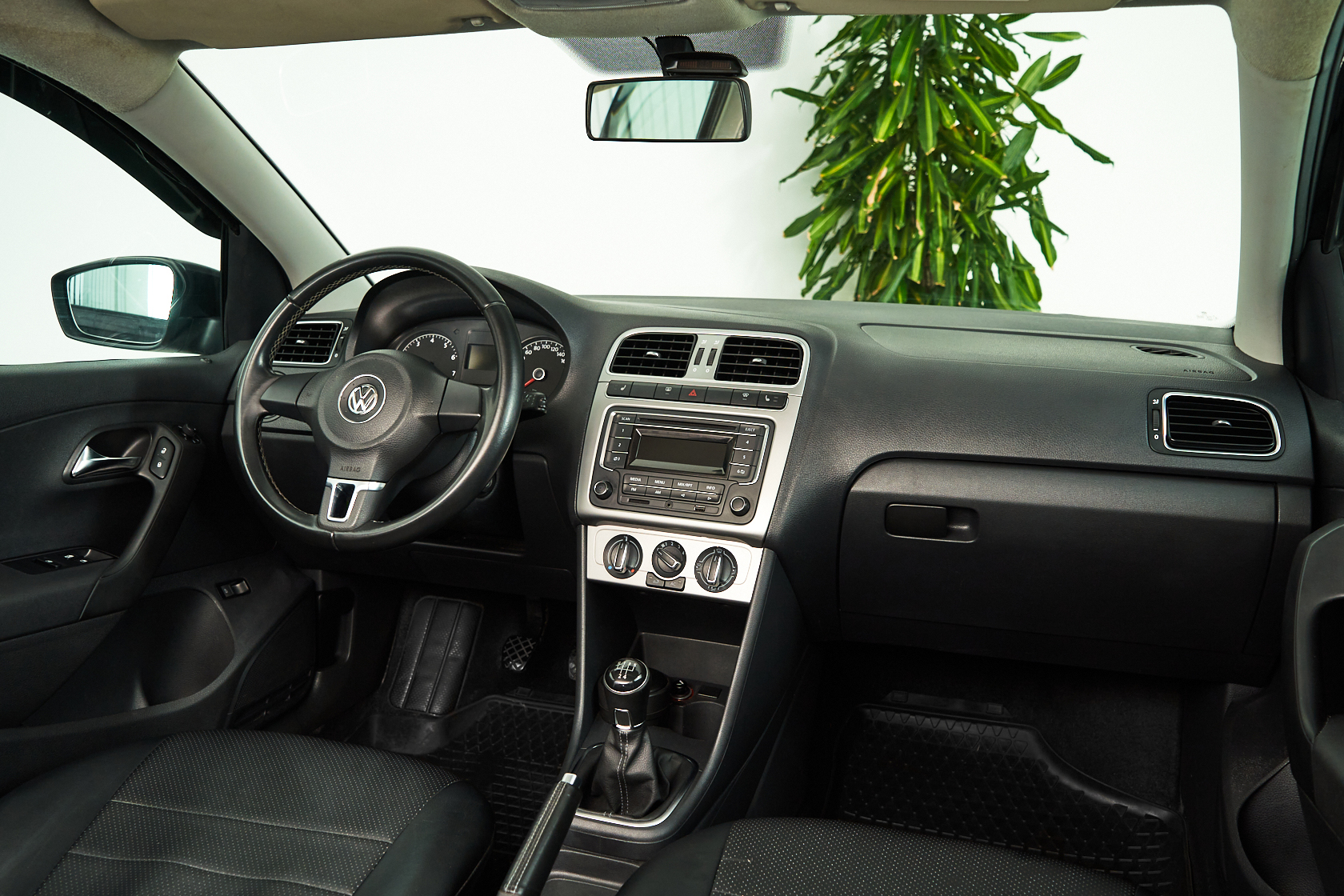 2013 Volkswagen Polo V №5429902, Черный, 409000 рублей - вид 7