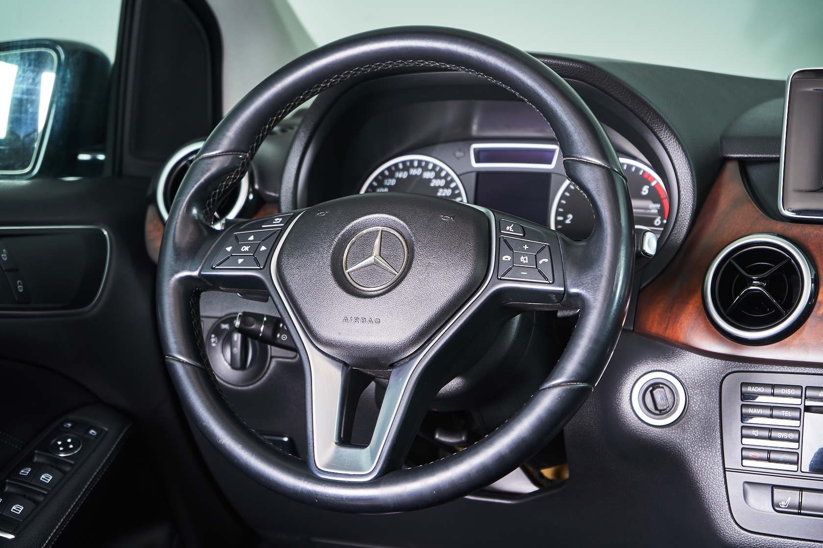 2013 Mercedes-Benz B-Класс II, Черный - вид 10