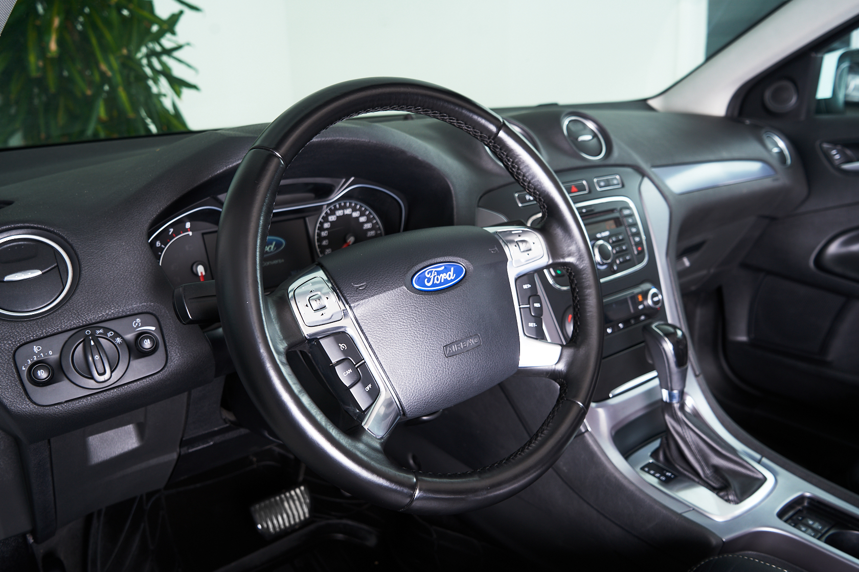2014 Ford Mondeo IV Рестайлинг, Белый - вид 13