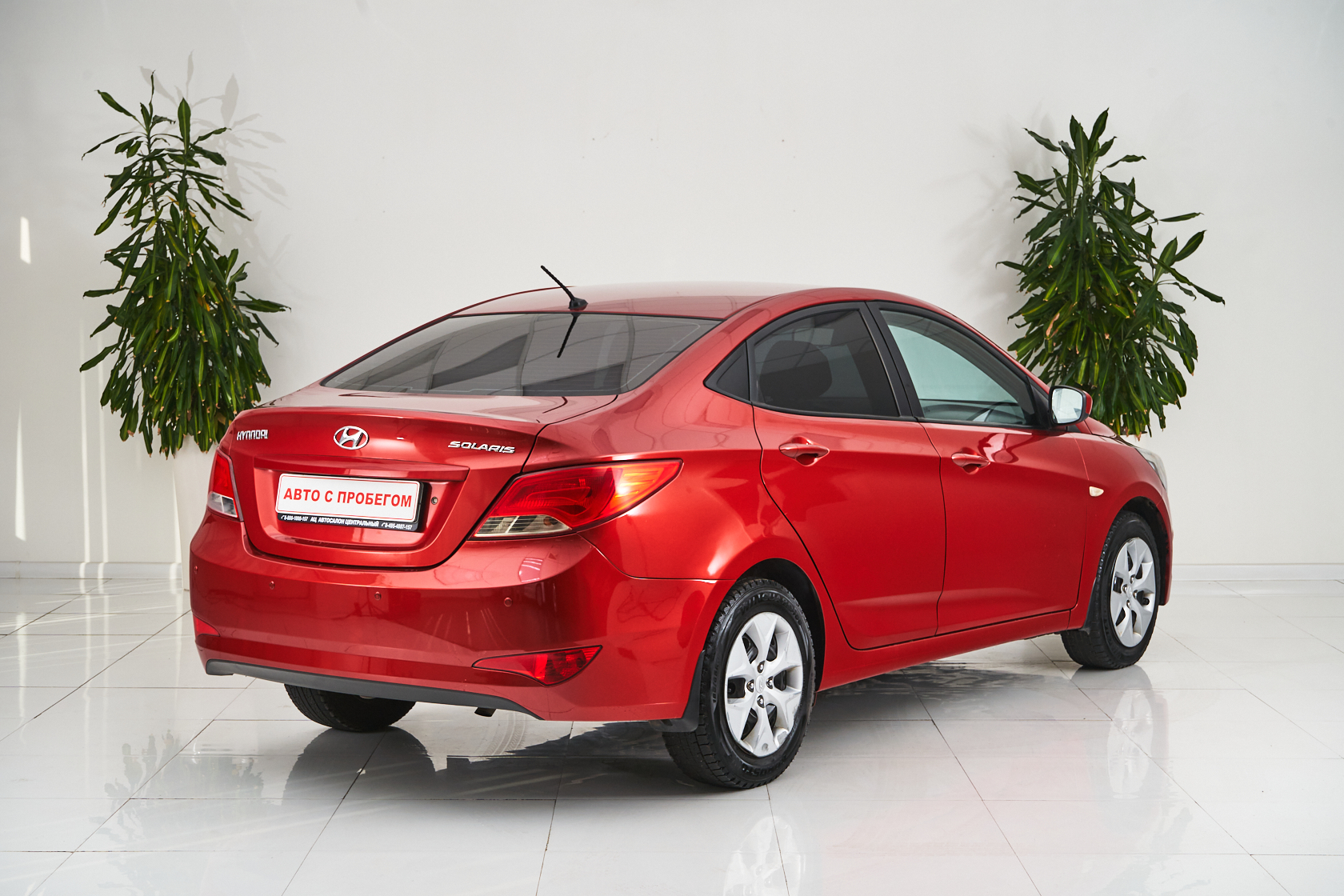 2014 Hyundai Solaris I, Красный - вид 5
