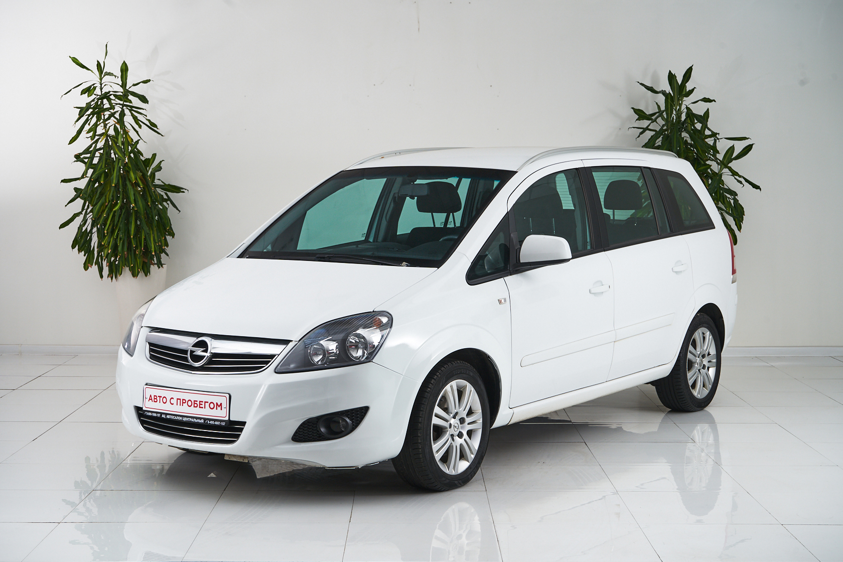 2012 Opel Zafira III №5489707, Белый, 499000 рублей - вид 1