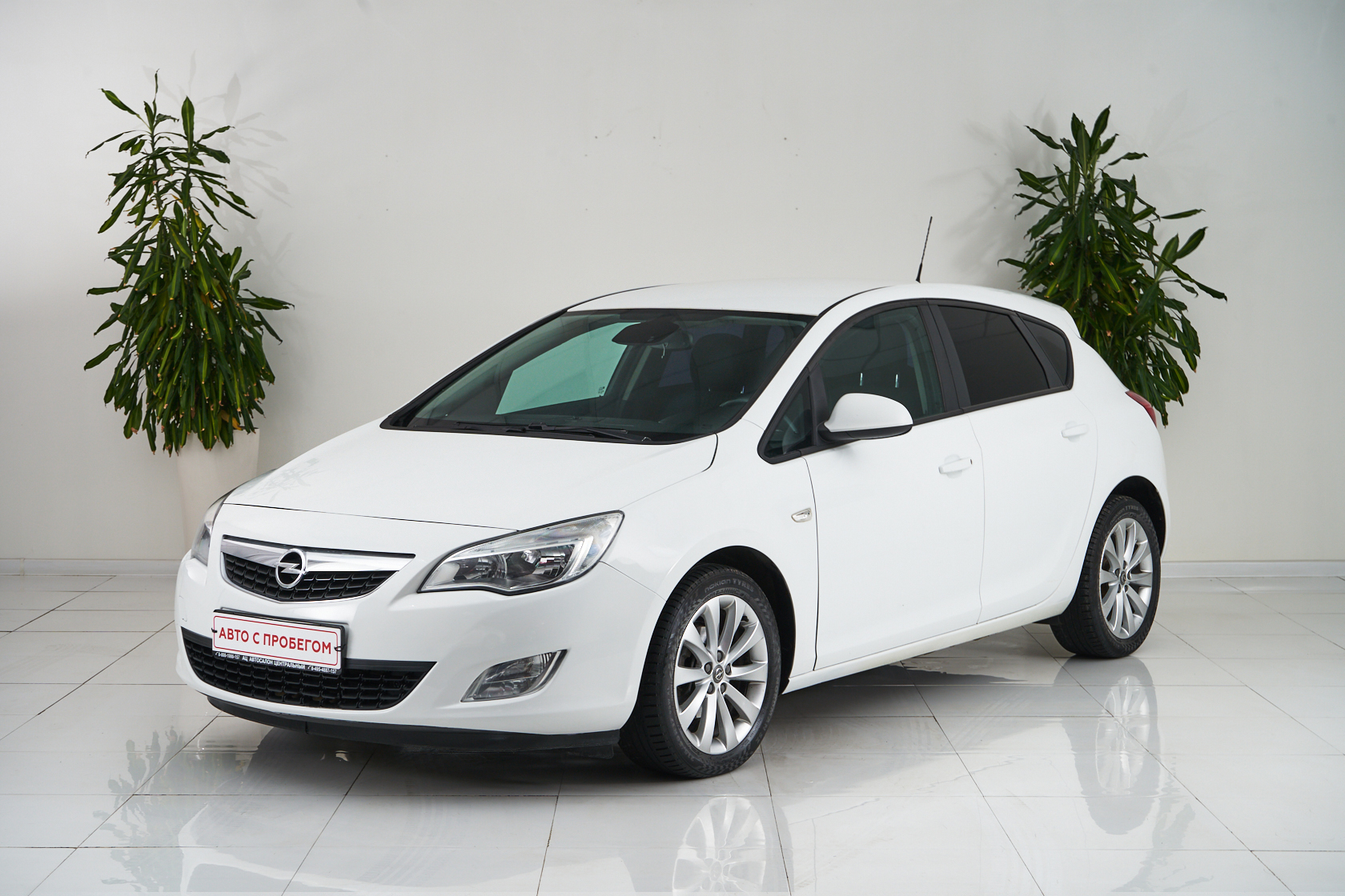 2012 Opel Astra III №5553617, Белый, 499000 рублей - вид 1
