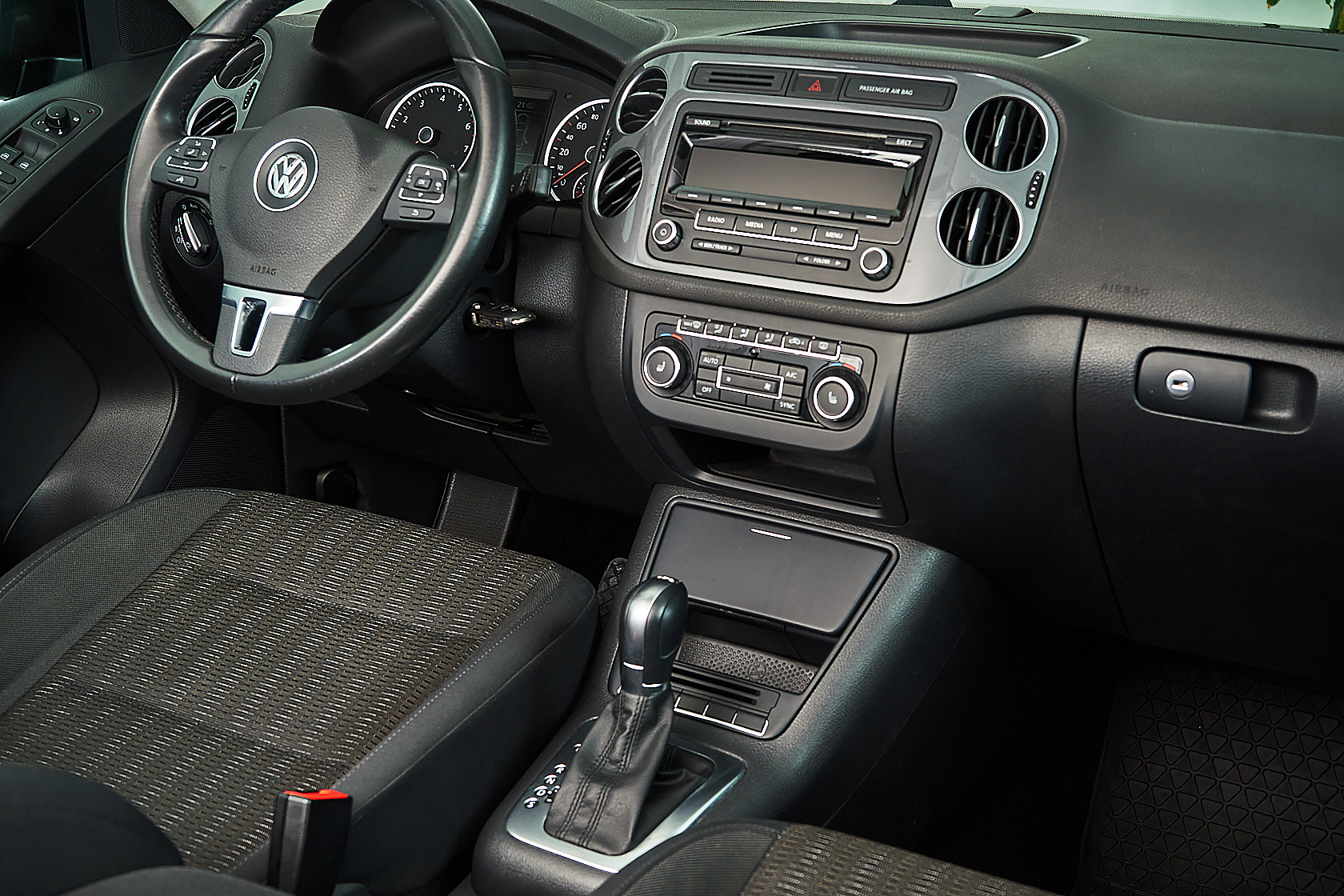2014 Volkswagen Tiguan I Рестайлинг №5693767, Коричневый, 899000 рублей - вид 8