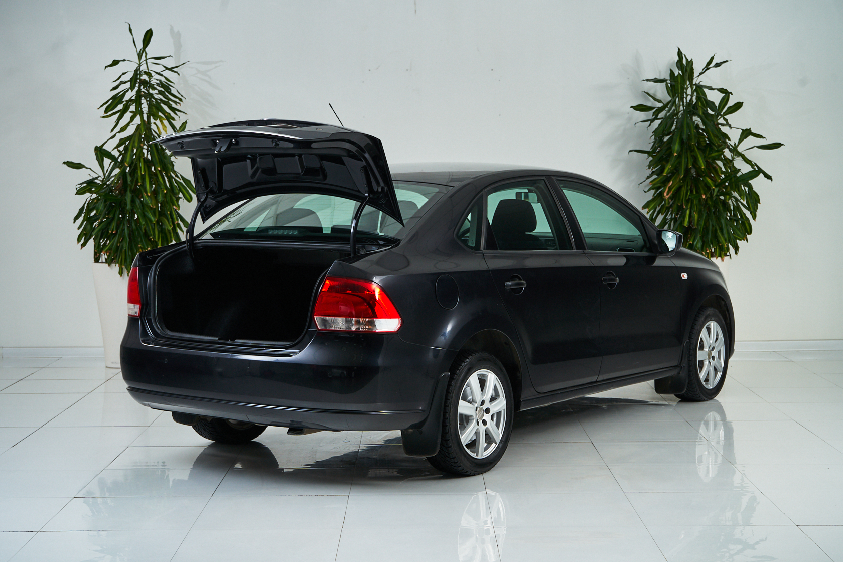 2011 Volkswagen Polo V №5788093, Черный, 439000 рублей - вид 6