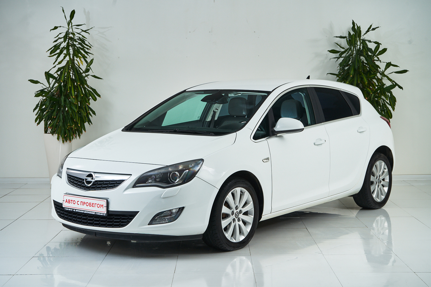 2011 Opel Astra  №5791534, Белый, 549000 рублей - вид 1