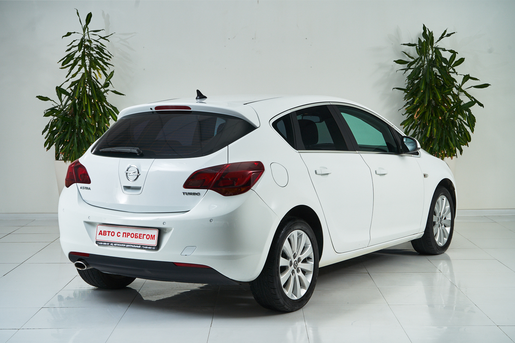 2011 Opel Astra , Белый - вид 5