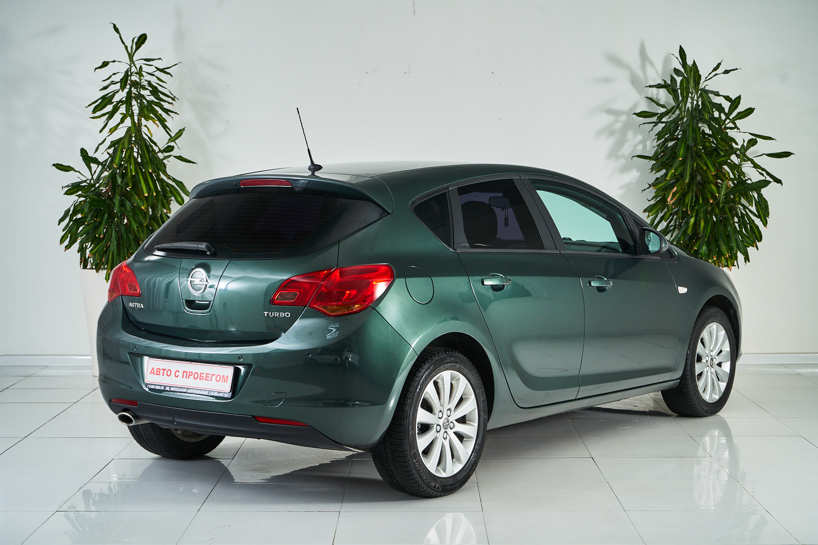 2011 Opel Astra III, Зеленый - вид 5