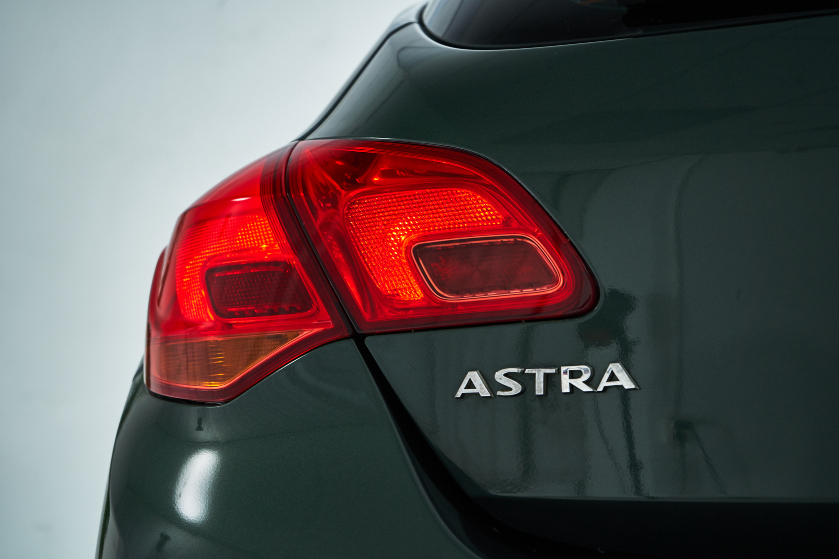 2011 Opel Astra III №5897371, Зеленый, 498000 рублей - вид 14