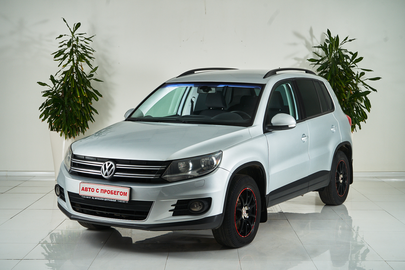 2011 Volkswagen Tiguan I №5922420, Серебряный, 659000 рублей - вид 1
