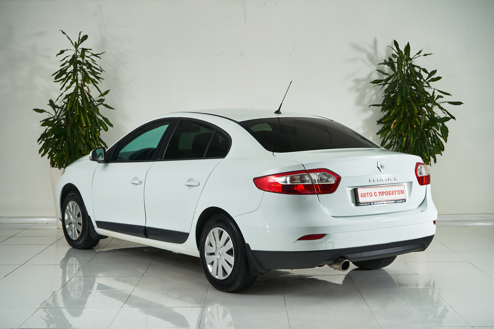 2012 Renault Fluence I, Белый - вид 4