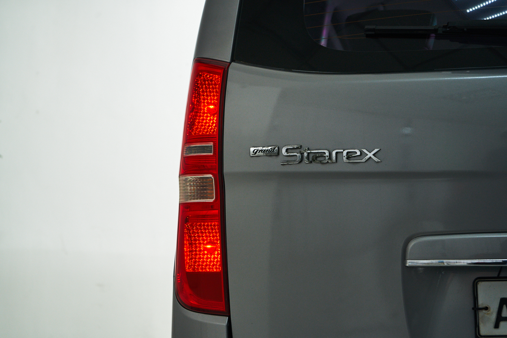 2012 Hyundai Grand-starex I, Серебряный - вид 16