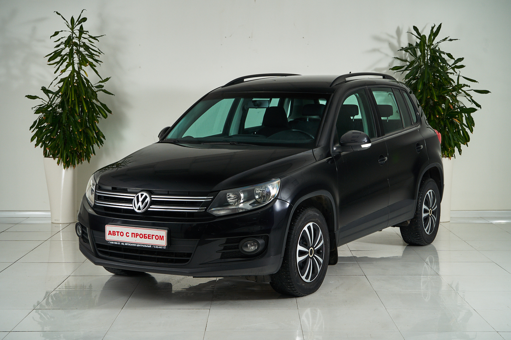 2014 Volkswagen Tiguan I Рестайлинг №6060176, Черный, 889000 рублей - вид 1