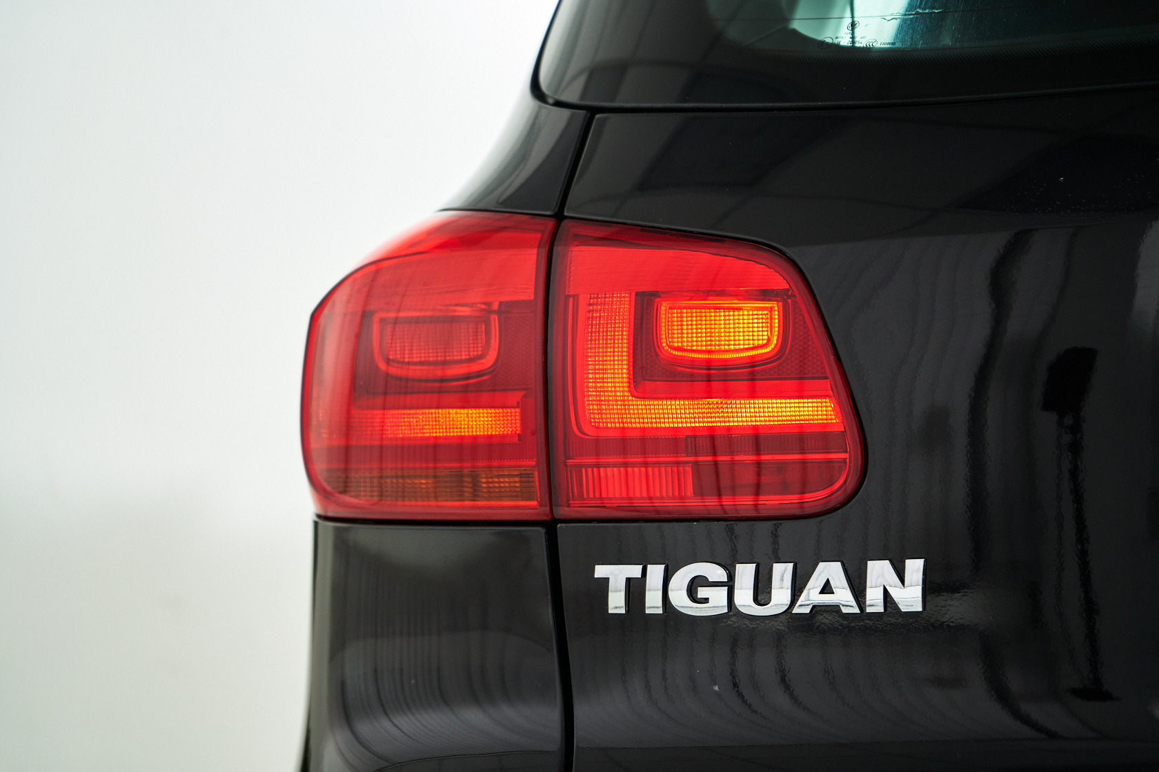 2014 Volkswagen Tiguan I Рестайлинг, Черный - вид 15