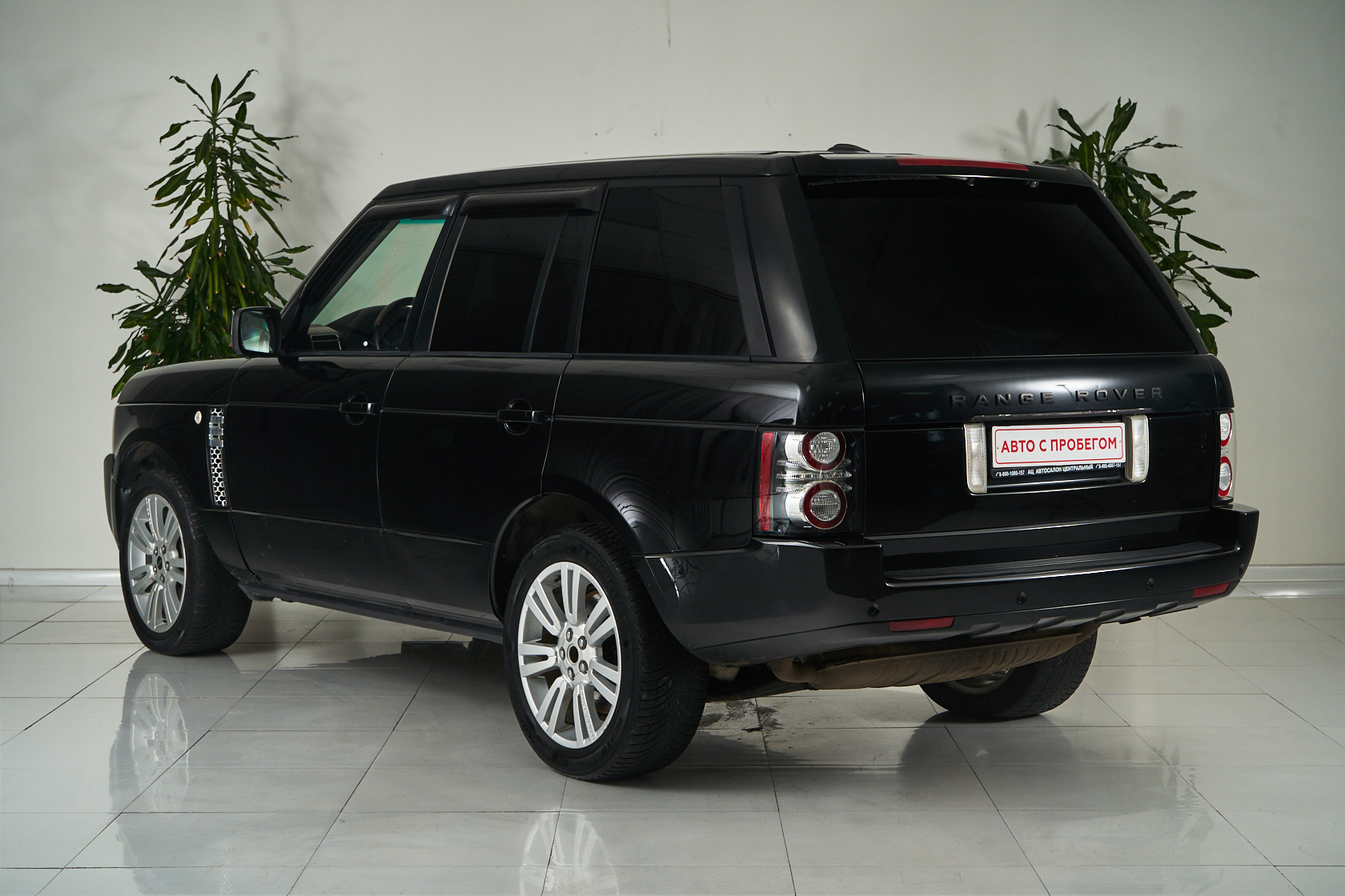 2012 Land Rover Range-rover III Рестайлинг №6103901, Черный, 1599000 рублей - вид 4