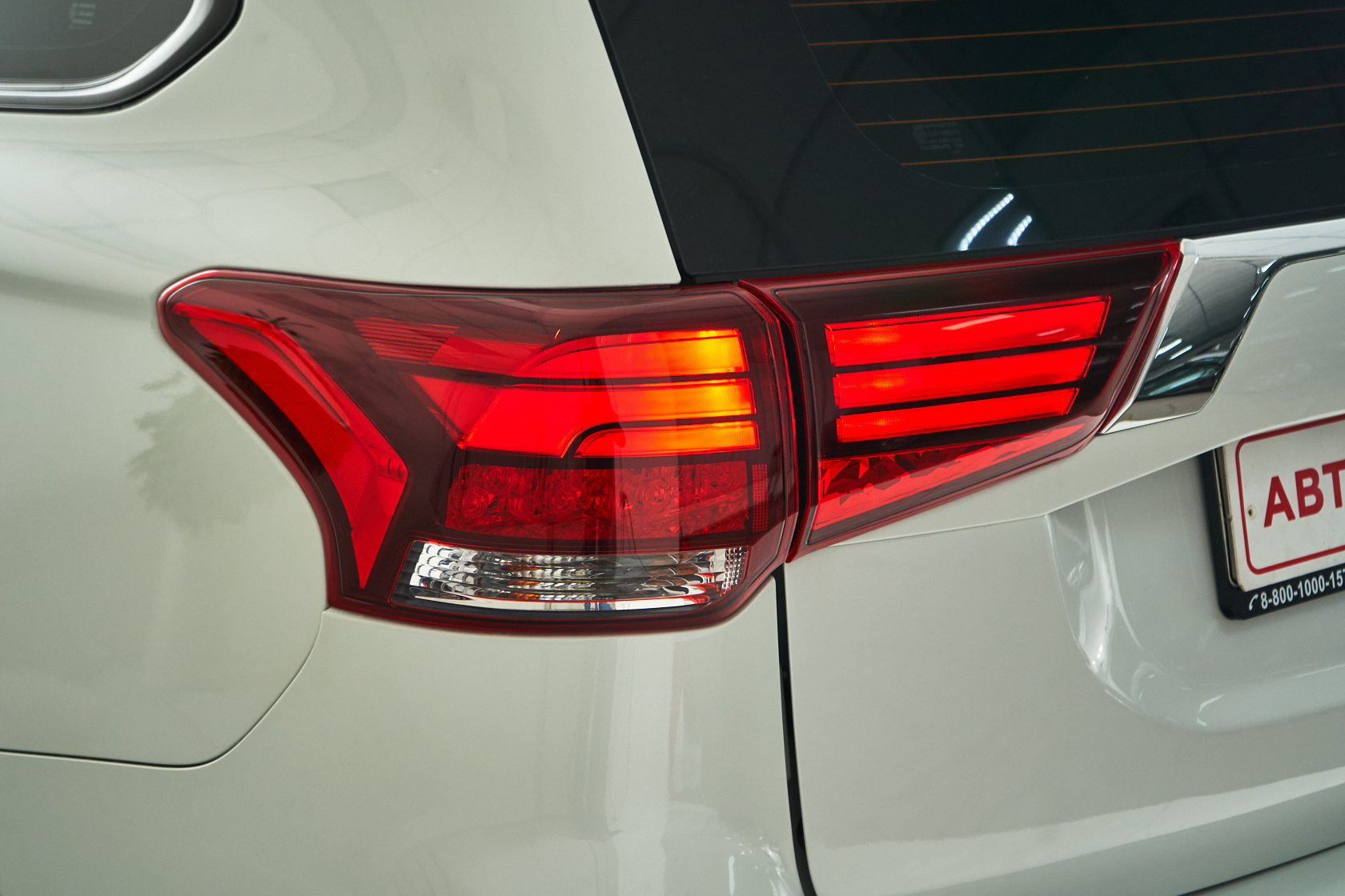 2015 Mitsubishi Outlander III Рестайлинг №6175136, Белый, 1109000 рублей - вид 14
