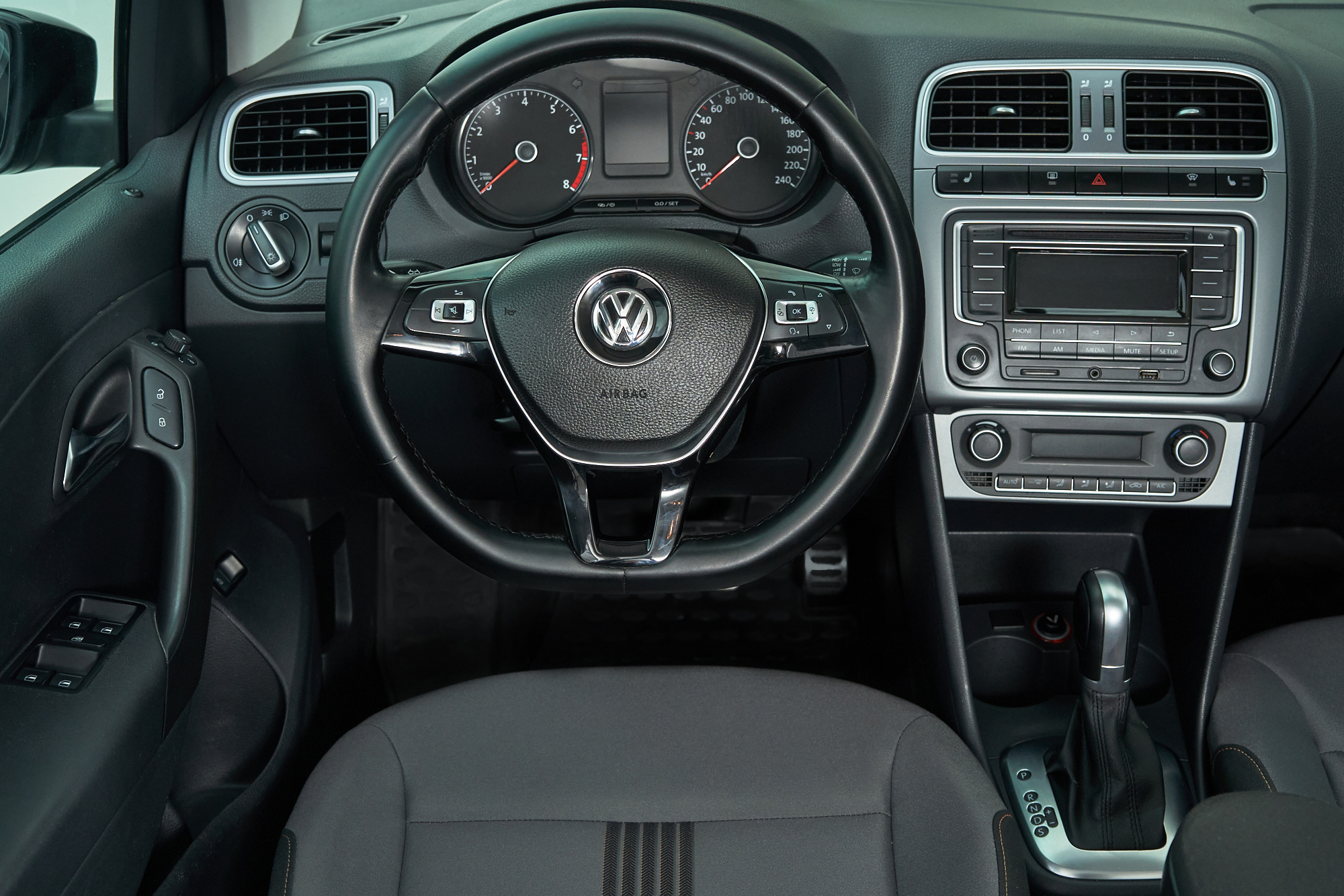 2016 Volkswagen Polo V Рестайлинг №6295226, Черный, 679000 рублей - вид 10