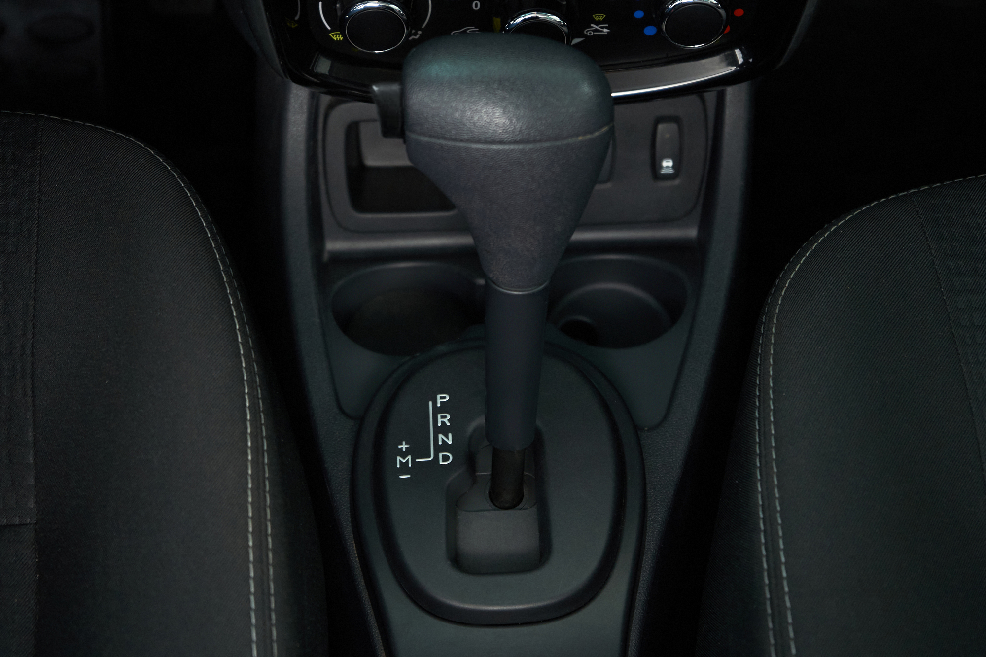 2014 Nissan Terrano III, Серебряный - вид 12