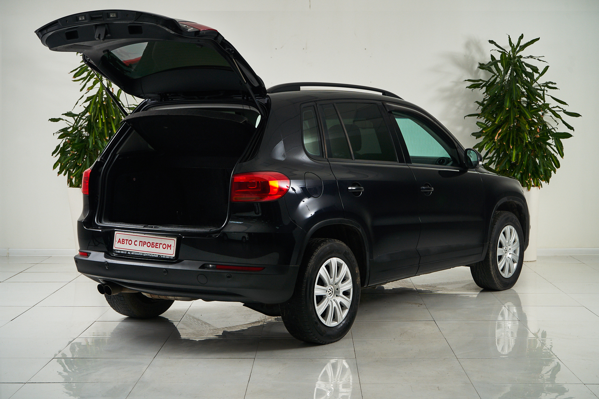 2014 Volkswagen Tiguan I Рестайлинг №6347146, Черный, 889000 рублей - вид 6