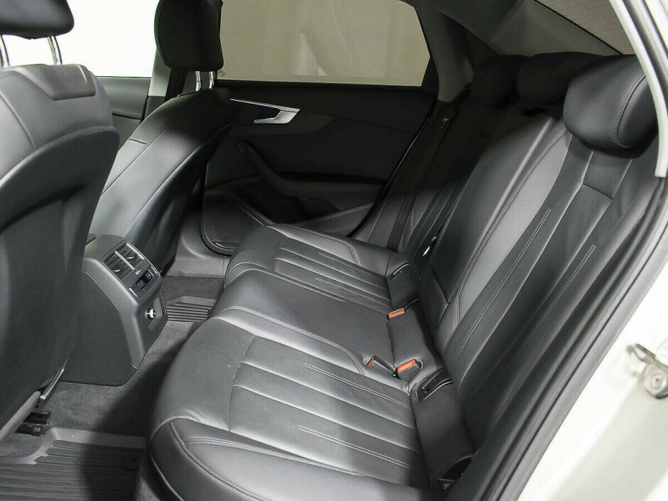 2016 Audi A4  №6394625, Серебряный металлик, 1337000 рублей - вид 6