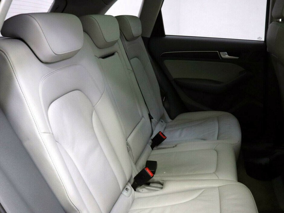 2013 Audi Q5 I, Белый металлик - вид 7