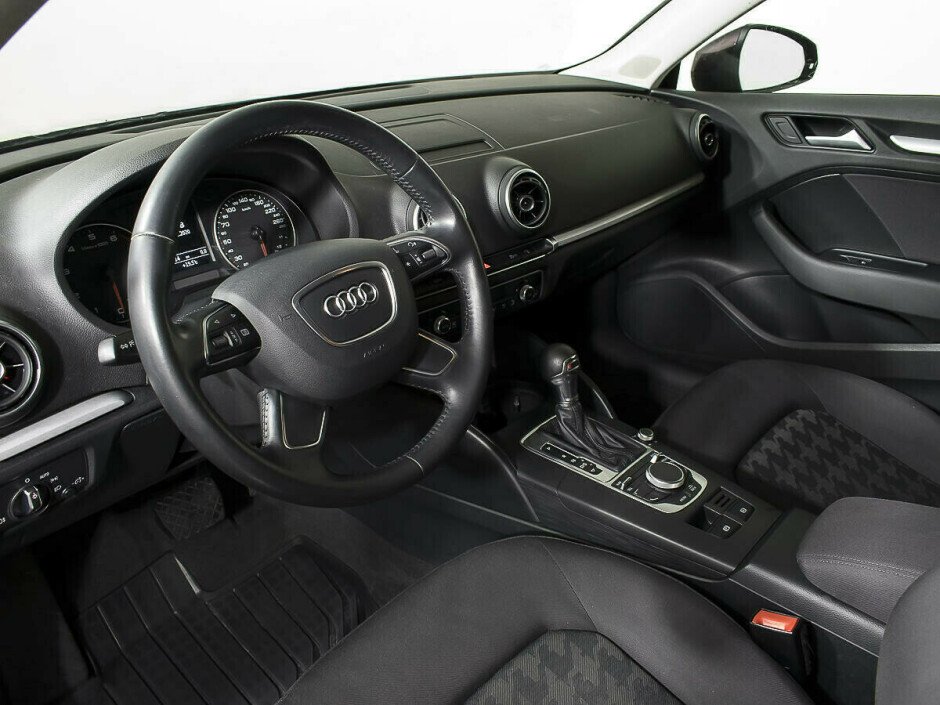 2015 Audi A3 I, Пурпурный  - вид 10