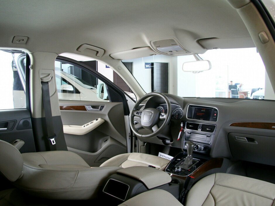 2010 Audi Q5  №6394644, Белый металлик, 899000 рублей - вид 5