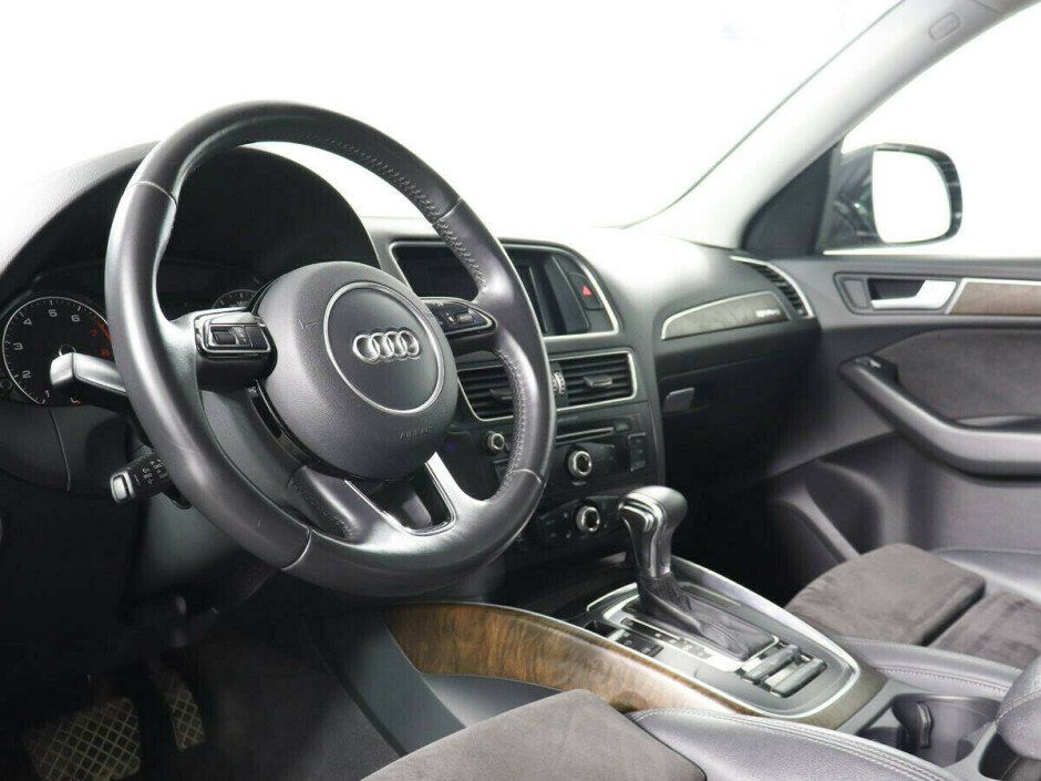 2014 Audi Q5 I, Черный металлик - вид 9