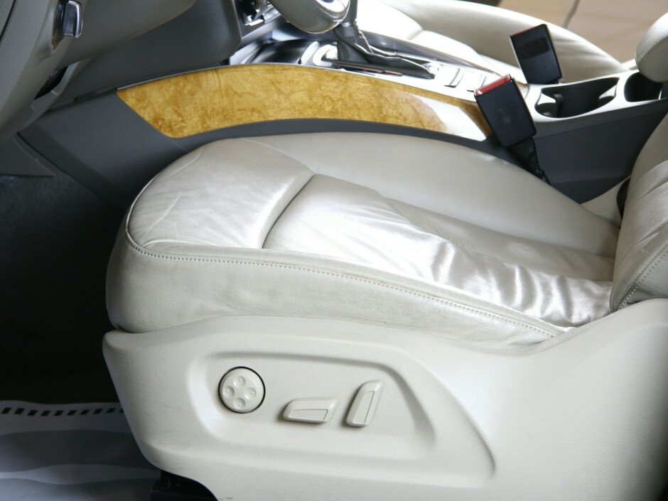 2009 Audi Q5 I, Белый  - вид 9