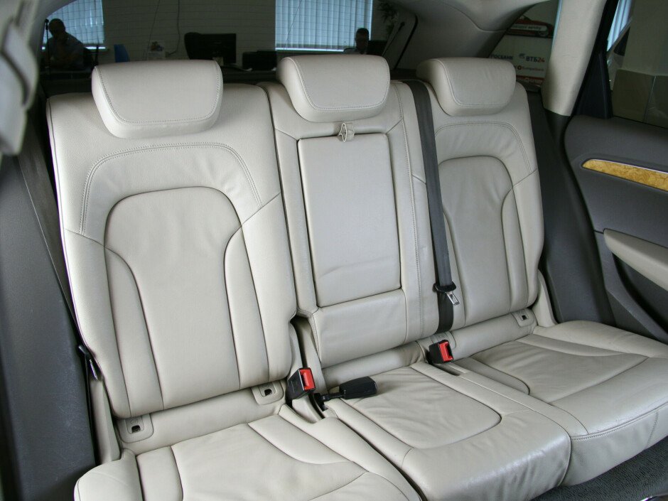 2009 Audi Q5 I, Белый  - вид 12