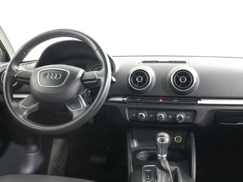 2013 Audi A3 II, Белый  - вид 6