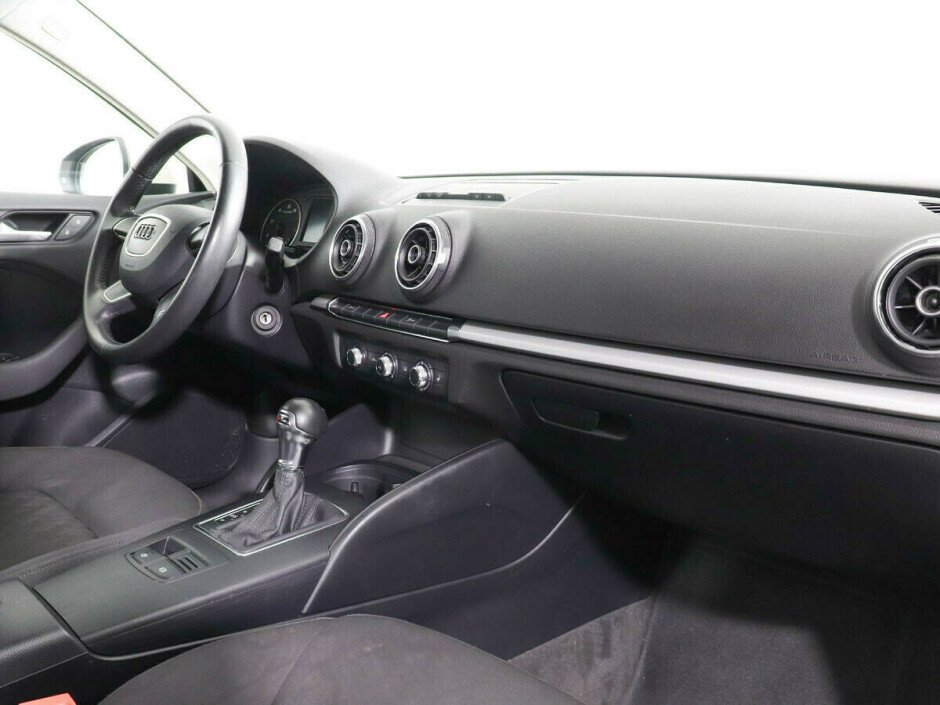 2013 Audi A3 II, Белый  - вид 7