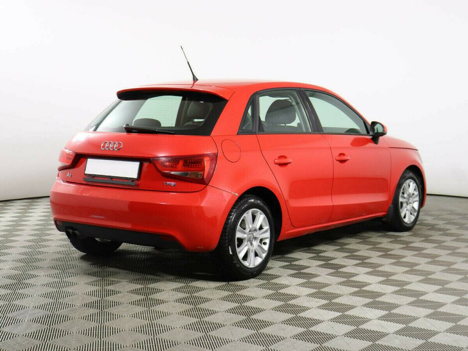 2013 Audi A1  №6394782, Красный металлик, 587000 рублей - вид 3