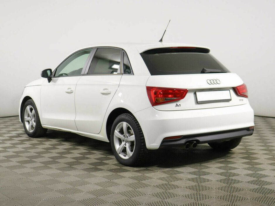2016 Audi A1 I №6394813, Белый , 837000 рублей - вид 4