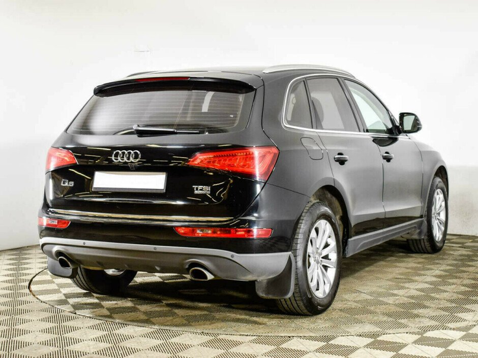 2015 Audi Q5 I, Черный металлик - вид 2