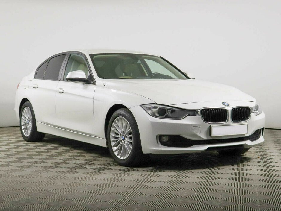 2013 BMW 3-seriya , Белый  - вид 2