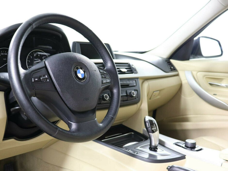 2013 BMW 3-seriya , Белый  - вид 9