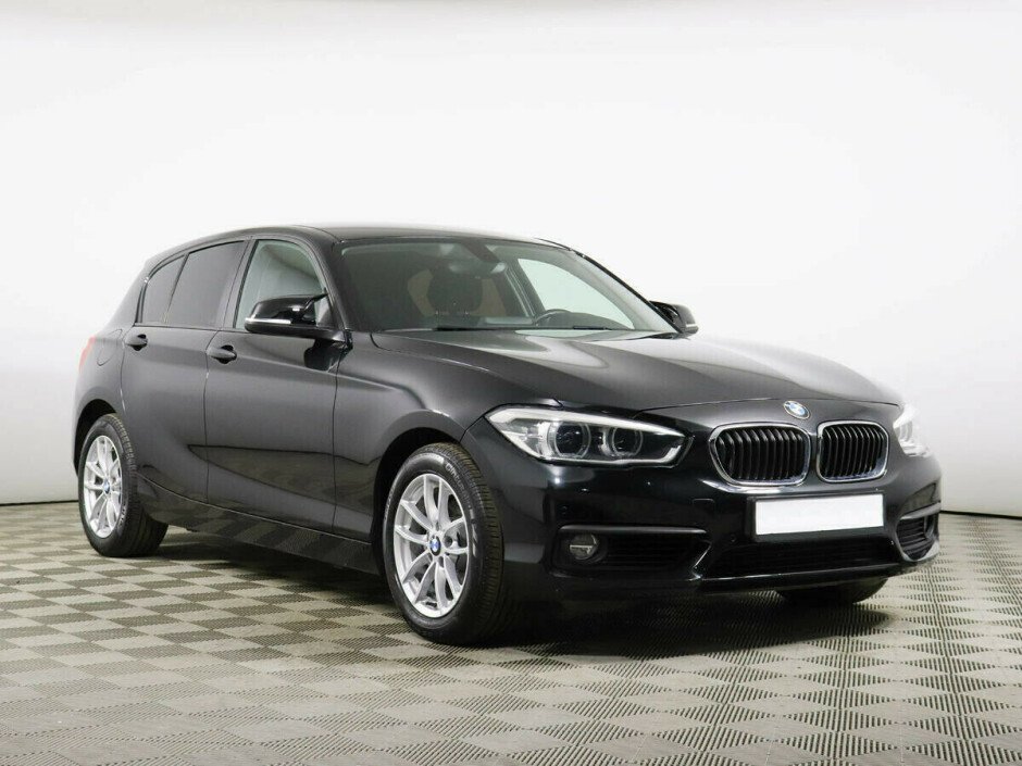2018 BMW 1-seriya II, Черный металлик - вид 2