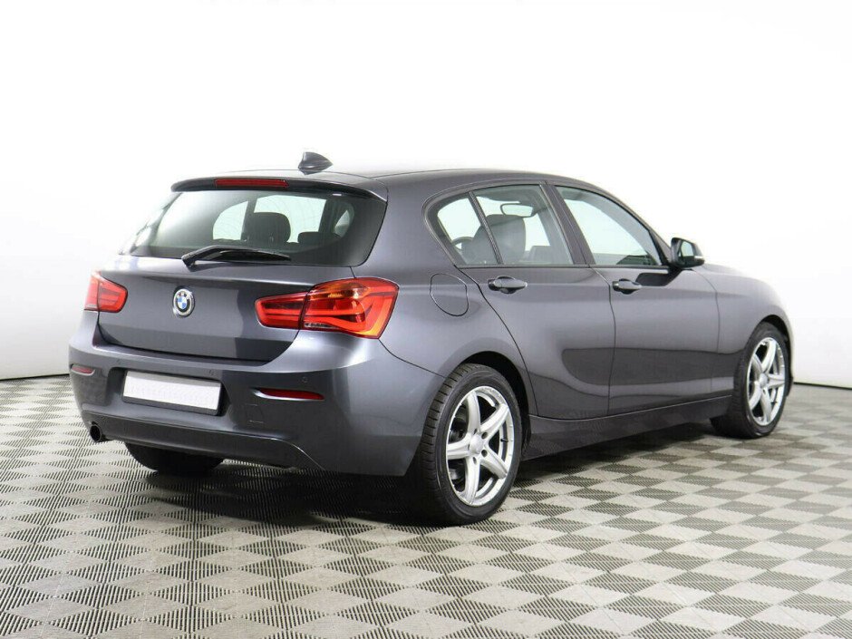 2017 BMW 1-seriya II, Серый металлик - вид 3