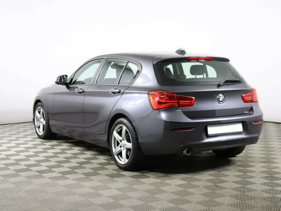 2017 BMW 1-seriya II, Серый металлик - вид 4