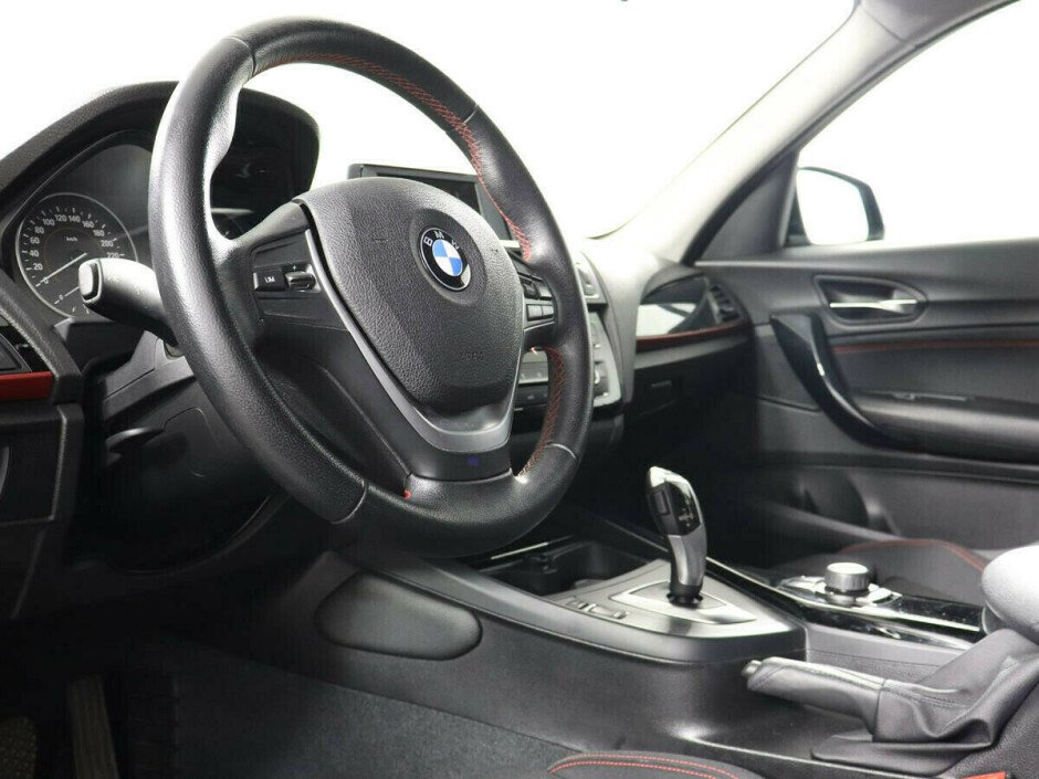 2017 BMW 1-seriya II, Черный  - вид 8