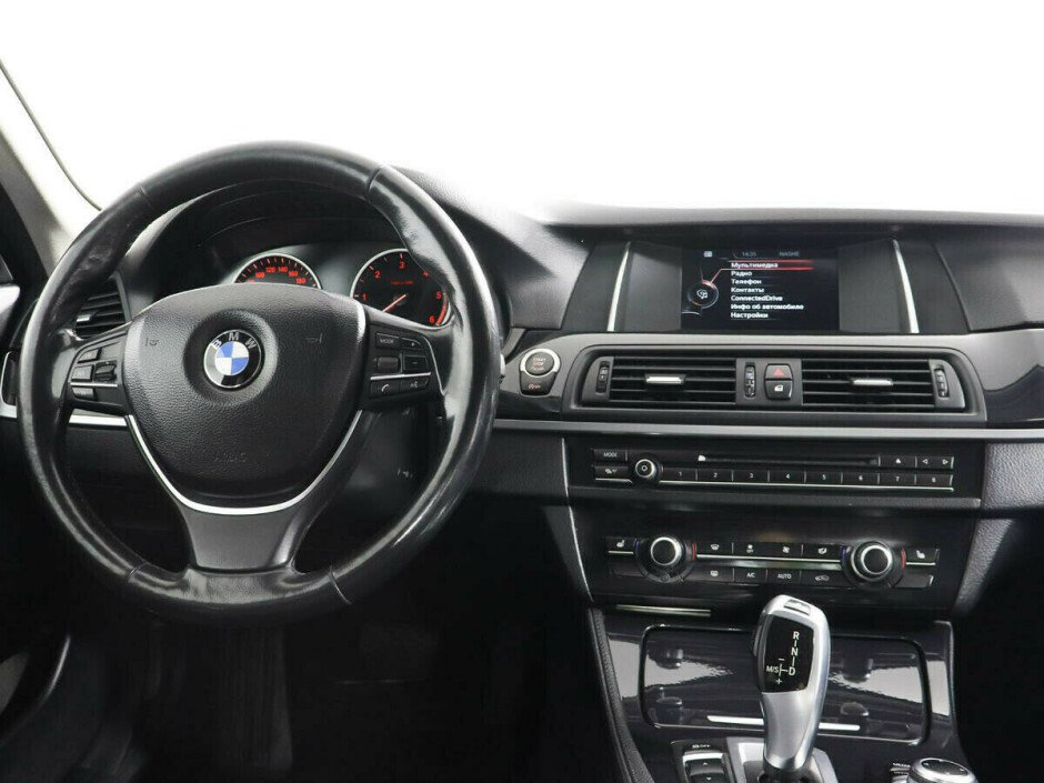 2016 BMW 5-seriya VII, Черный металлик - вид 8