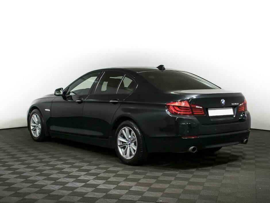 2010 BMW 5-seriya V, Черный металлик - вид 4