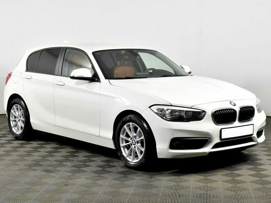 2017 BMW 1-seriya II, Белый металлик - вид 3