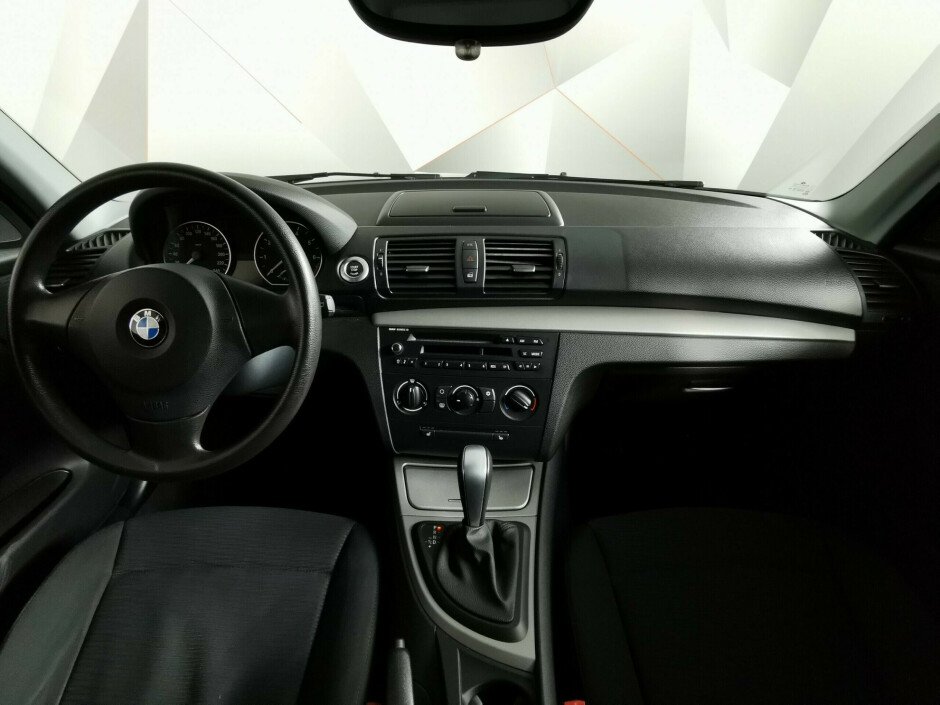 2010 BMW 1-seriya I, Черный металлик - вид 7