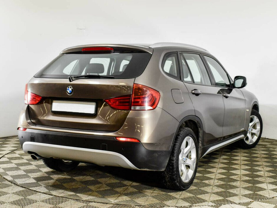 2012 BMW X1 I, Коричневый металлик - вид 3